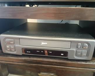 VCR/ VHS player