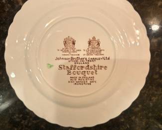 Johnson Brothers "Stafford shire Bouquet" dish set