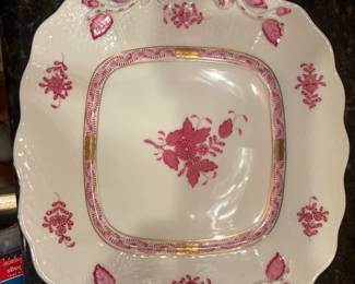 Herend Chinese Bouquet Raspberry server