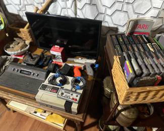 Classic NES and Altari, cables and controllers included