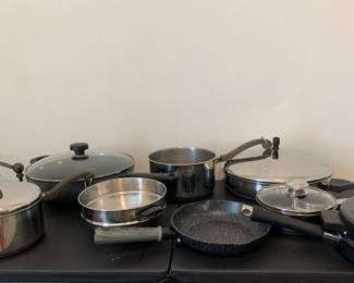 The Pampered Chef Pn And More Mystery Lot