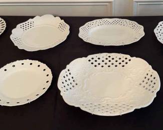 Basic Porcelana Plates