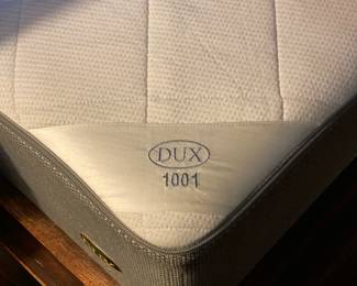 Dux mattress