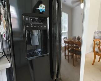 GE Refrigerator