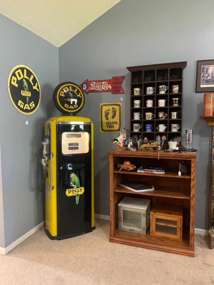 Polly Gas Gas pump