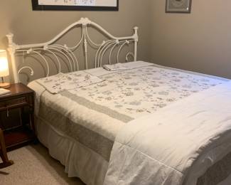 King size white iron bed