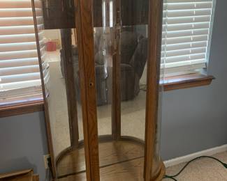 Curio cabinet, missing glass shelves