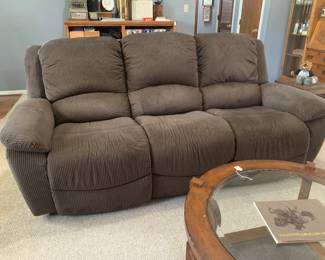 Electric reclining sofa