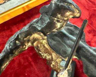 Bronze Violinist