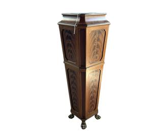 Vintage maitland smith pedestal.