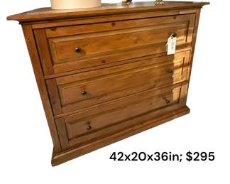 Chest of drawers.