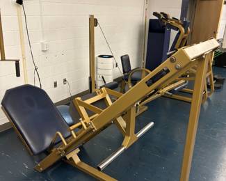 Leg Press Machine