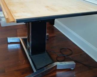 003 Mayline Futur Matic Hydraulic Drafting Table With Chair