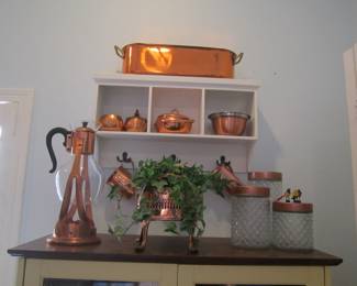 Extensive collection of copper ware