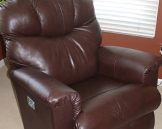Like new Lazy Boy power recliner