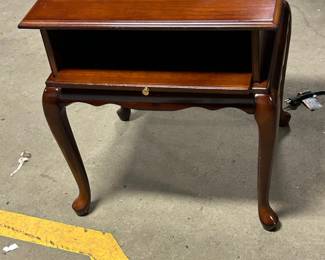 Bombay night stand