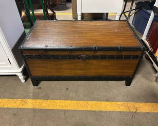 Trunk coffee table