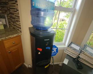 Water cooler