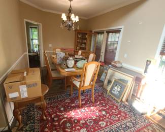 2000s Dining room table and chairs