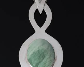 Modern Silver & Aventurine Pendant