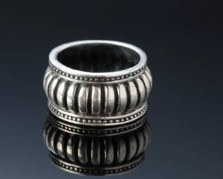 Sterling Silver Ring SZ: 7