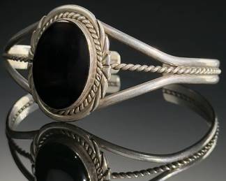 Navajo Sterling Silver & Onyx Cuff Bracelet Native American Jewelry