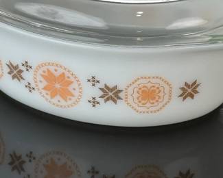 Vintage Pyrex Town And Country Oval Handled Casserole Dish 043 1 1/2 qt With lid