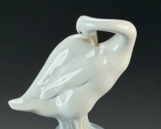 LLADRO SPAIN Preening Goose 4553 Porcelain Figurine