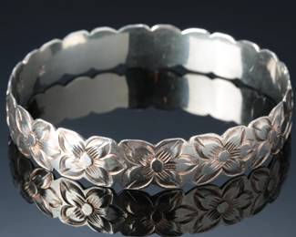 Sterling Silver Etched Floral Band Bangle Bracelet SZ: 7.5 Signed