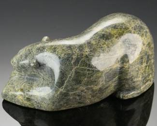 Inuit Carved Crouching Bear Sculpture Serpentine Stone Figure Signed