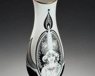 Vintage Hollohaza Porcelain Vase Laszlo Jurcsak #25