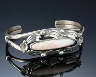 Navajo Silver & Mother of Pearl Cuff Bracelet SZ: 6 Native American Jewelry
