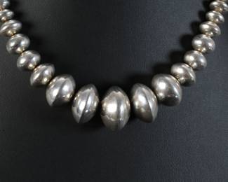Native American Graduated Silver Bead Necklace Navajo Peals