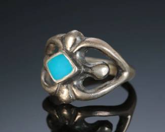 Vintage Navajo Sandcast Silver & turquoise RIng
