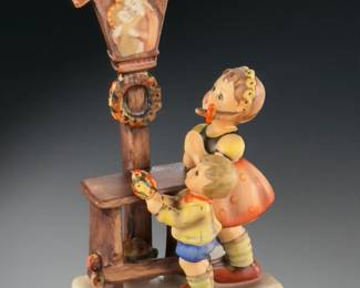 Goebel Hummel 23/4 Adoration Porcelain Figurine