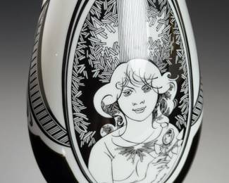Vintage Hollohaza Porcelain Vase Laszlo Jurcsak #25