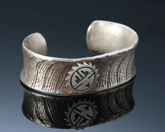 Native American Sterling Silver Sandbars Yei Face Cuff Bracelet SZ: 5.5