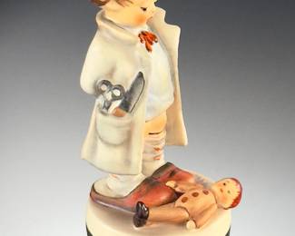 Goebel Hummel 127 Doctor Porcelain Figurine