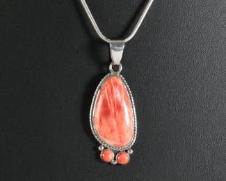 Navajo Sterling Silver & Spiny Oyster Necklace Native American Jewelry