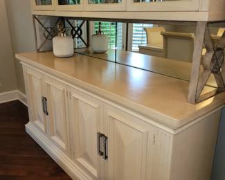 Drexel Heritage China cabinet