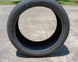 2 Vezda Touring A/S 235/40R19 tires