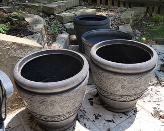 Garden pots