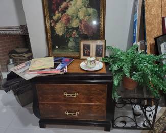 2 drawer chest