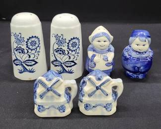 Salt & Pepper Shakers