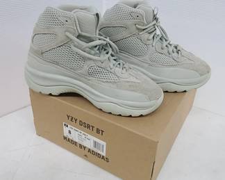 Men's Yeezy ortholite size 8 shoes