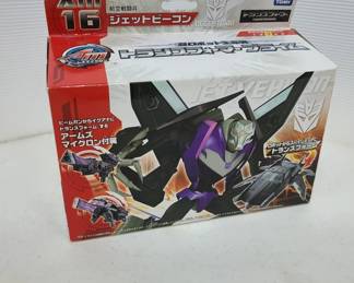 New takara transformers Decepticon action figure