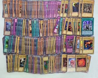 500 assorted Yu-Gi-Oh trading cards