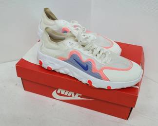 Nike men's size 10 Renew Lucent Running Shoes