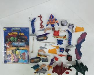 Masters of the universe assorted accessories