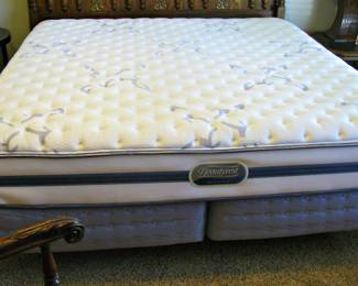 King Bed with Carved Wood Headboard / Beauty rest Pillow Top Mattress